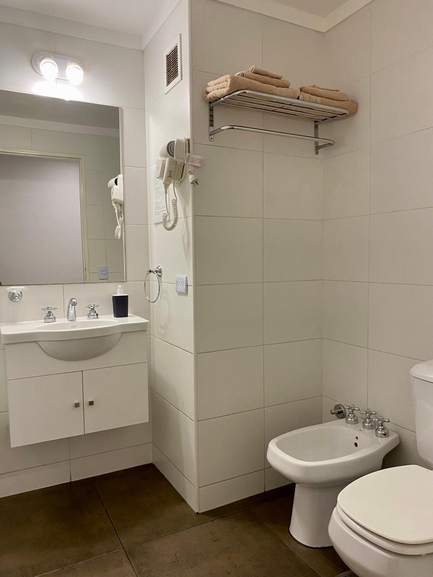 Apartamento Centrico Y Moderno Con Balcon, Piscina, Gimnasio Y Laundry Buenos Aires Exteriör bild